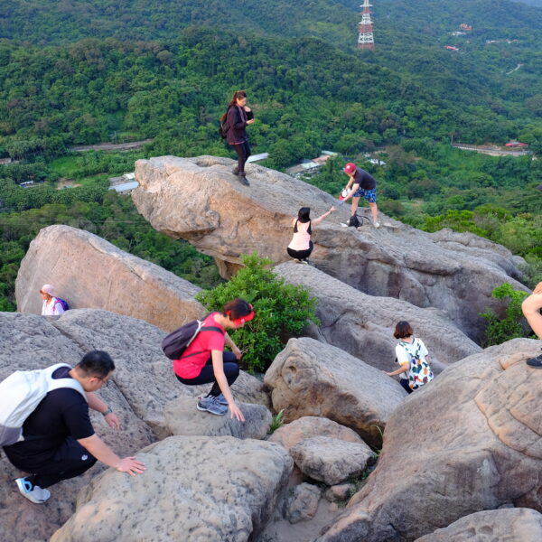 9月郊山-剪刀石上的風景金劍縱走